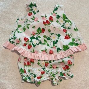 The Beaufort Bonnet Company White Strawberry & Floral Pink Trim Matching Set